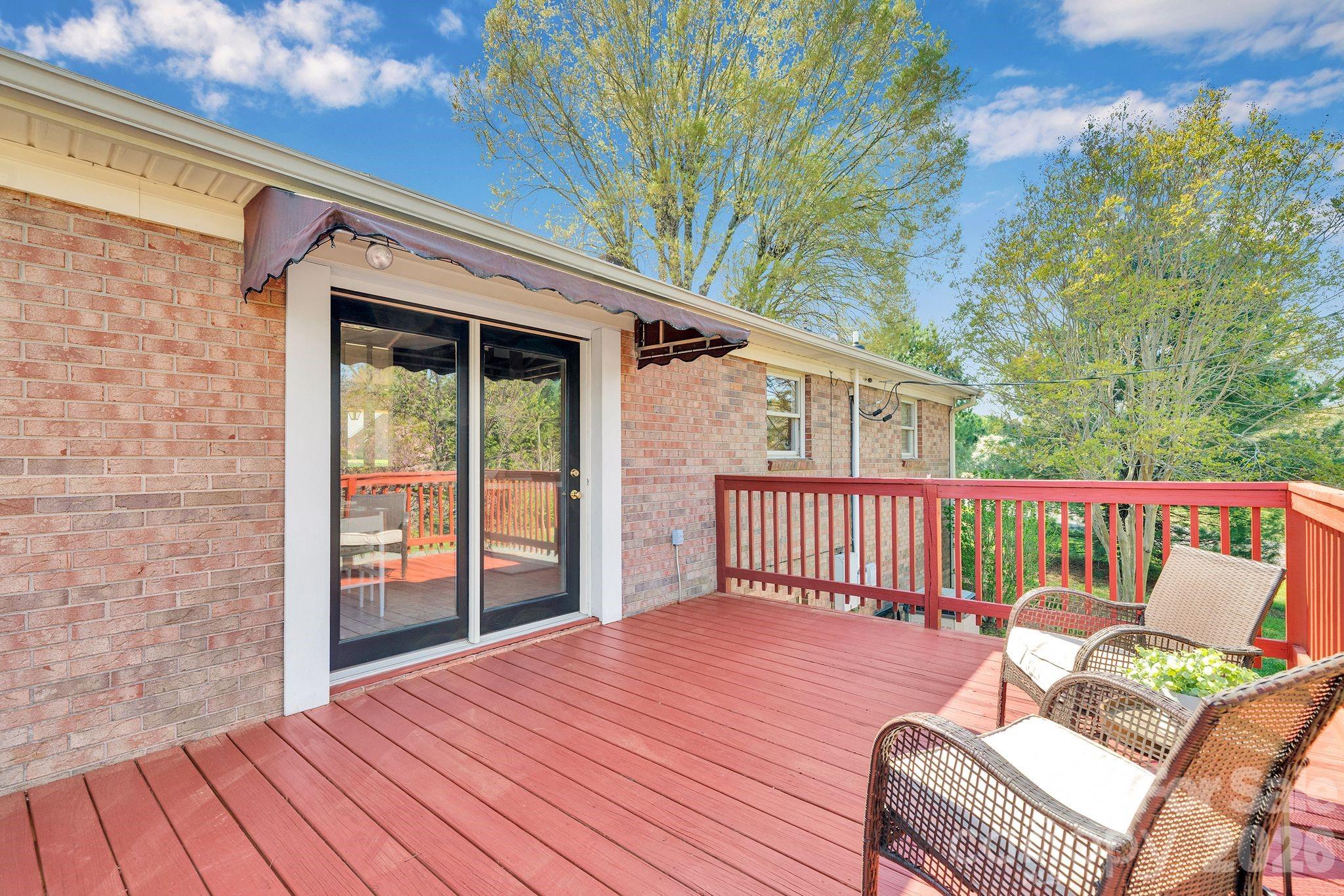 1411 E Maiden Road Maiden NC 28650