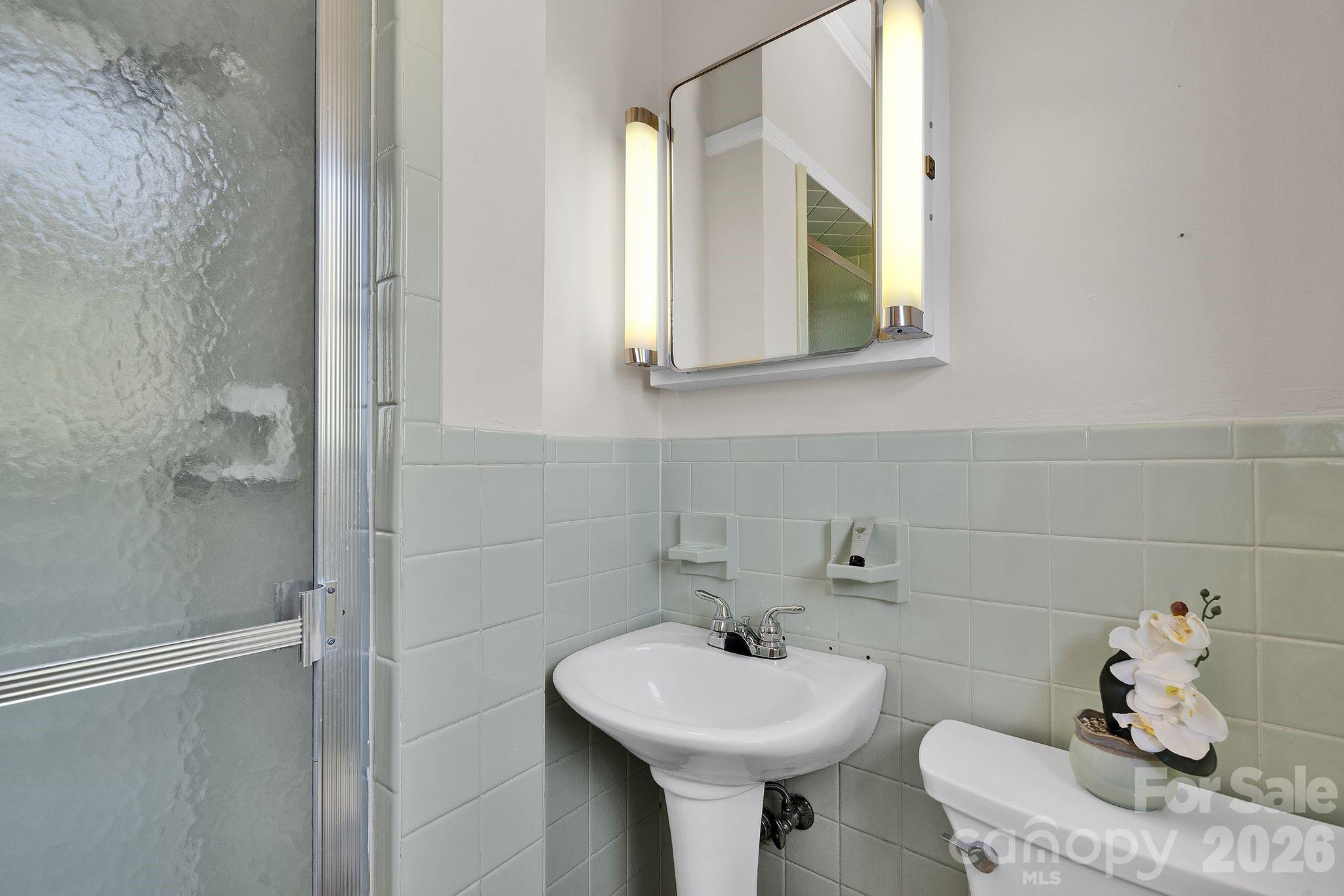 1411 E Maiden Road Maiden NC 28650