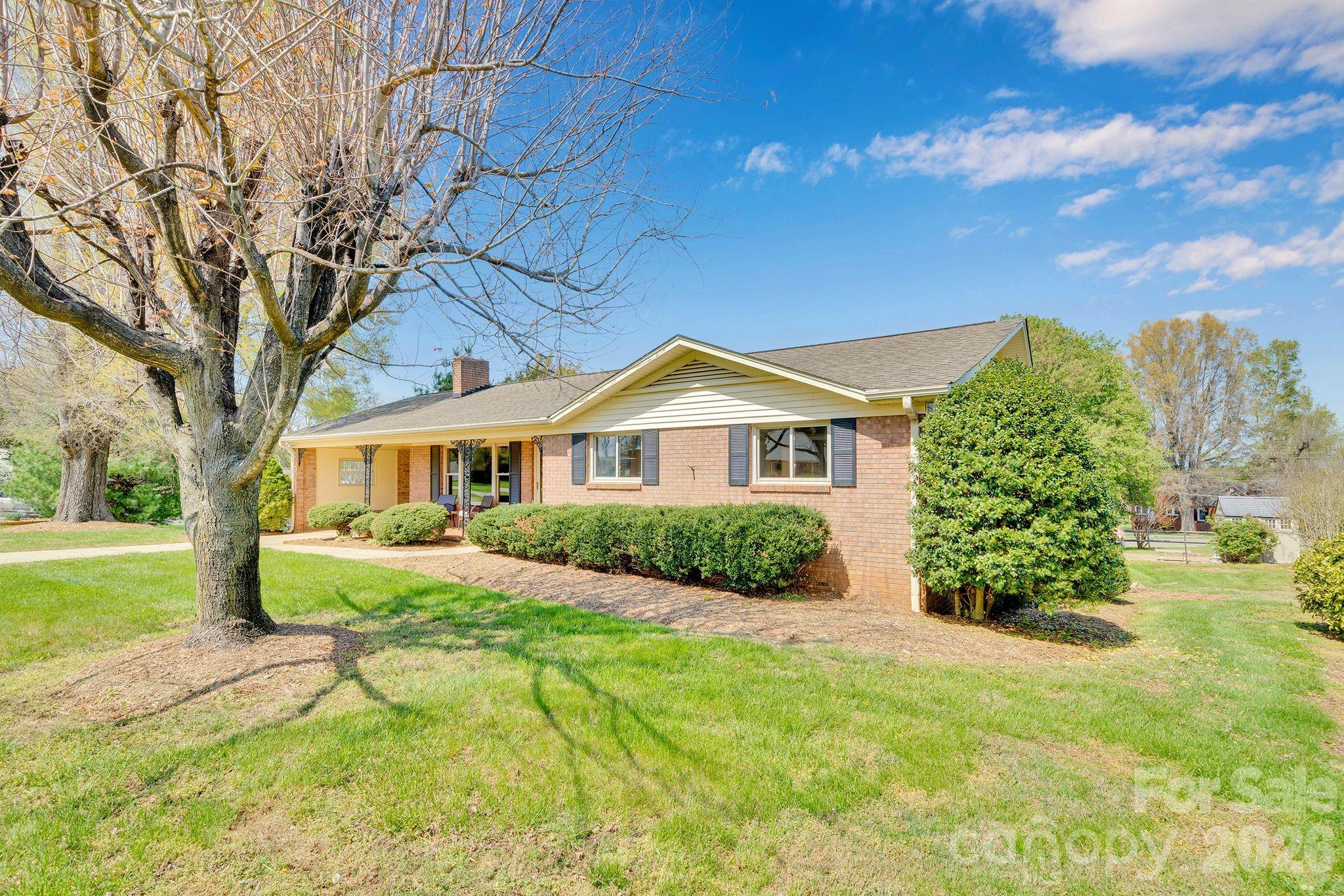 1411 E Maiden Road Maiden NC 28650