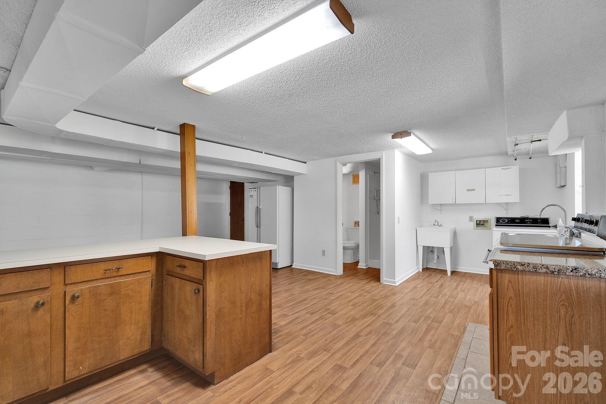 1411 E Maiden Road Maiden NC 28650