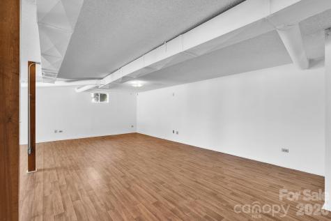 1411 E Maiden Road Maiden NC 28650