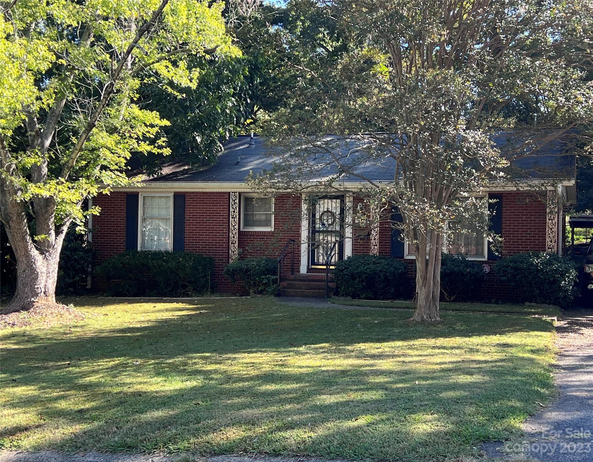 6727 Woodstream Drive Charlotte NC 28210