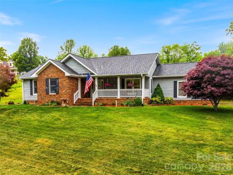 530 Windom Cove Burnsville NC 28714