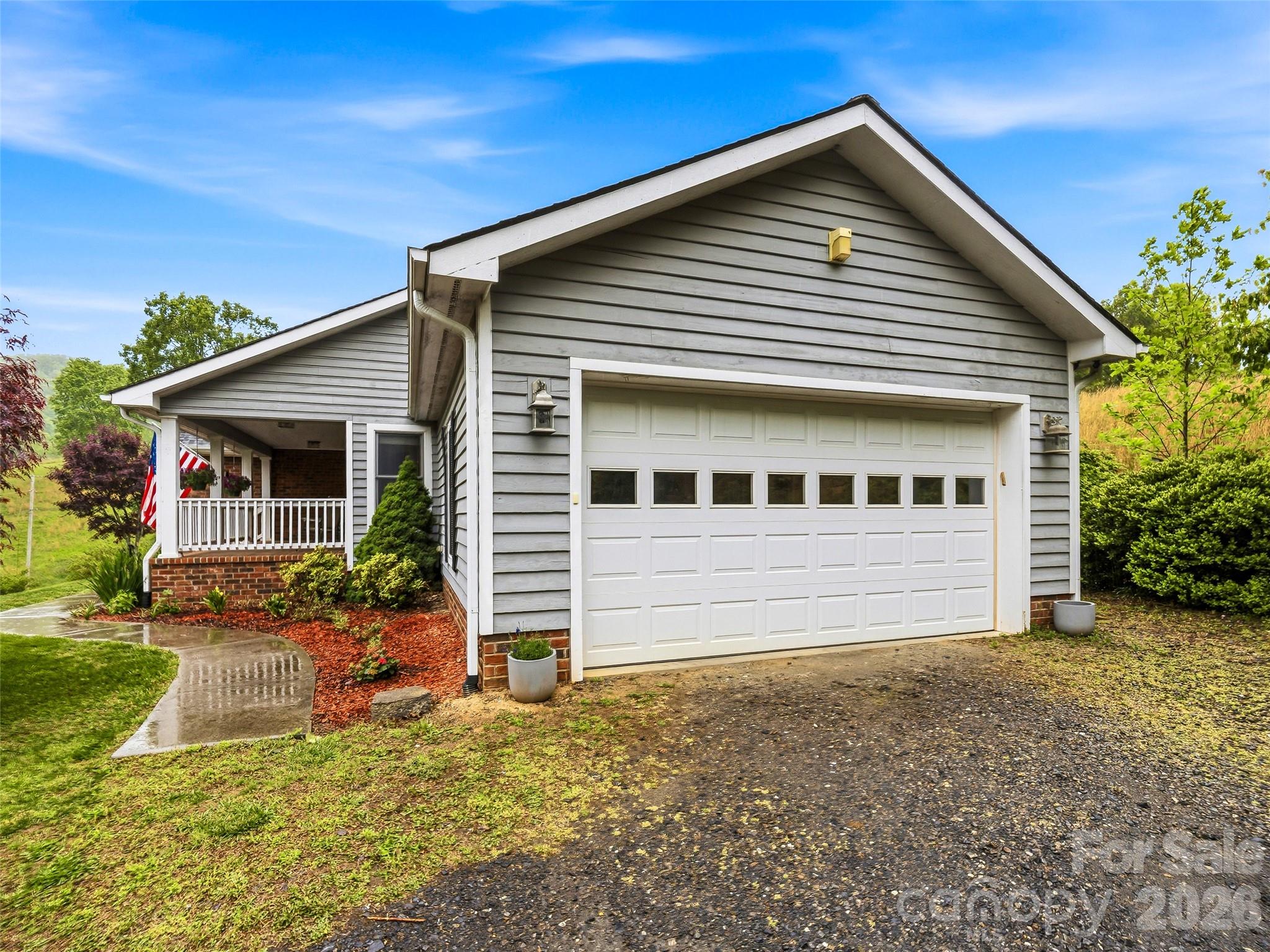 530 Windom Cove Burnsville NC 28714