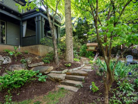 1002 Coves Pheasant Court Biltmore Lake NC 28715