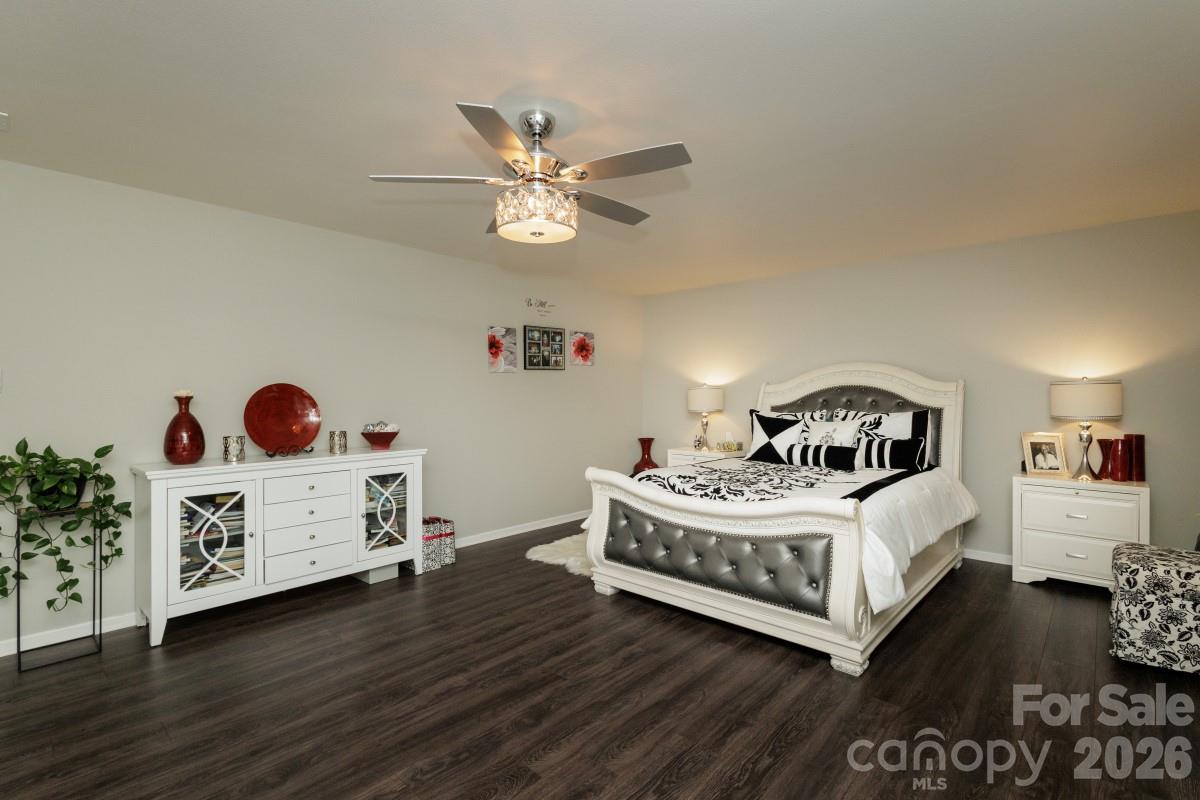 6135 Blue Ash Lane Charlotte NC 28215