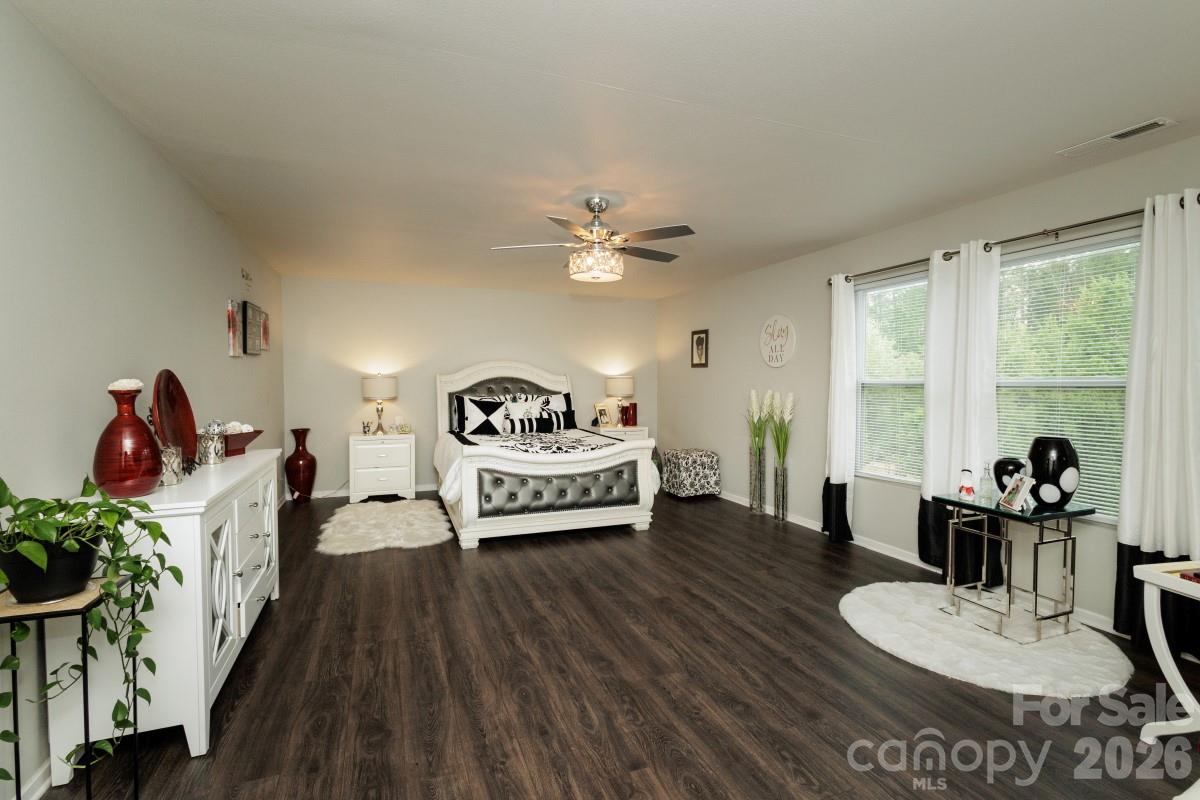 6135 Blue Ash Lane Charlotte NC 28215