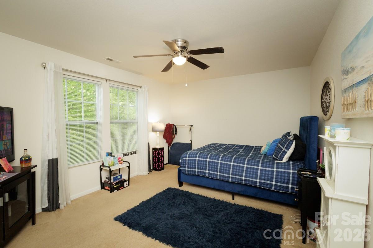 6135 Blue Ash Lane Charlotte NC 28215