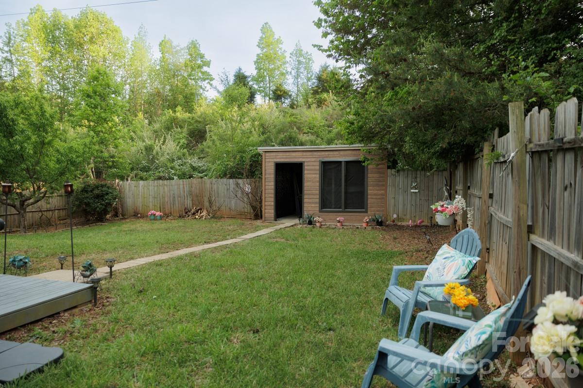 6135 Blue Ash Lane Charlotte NC 28215