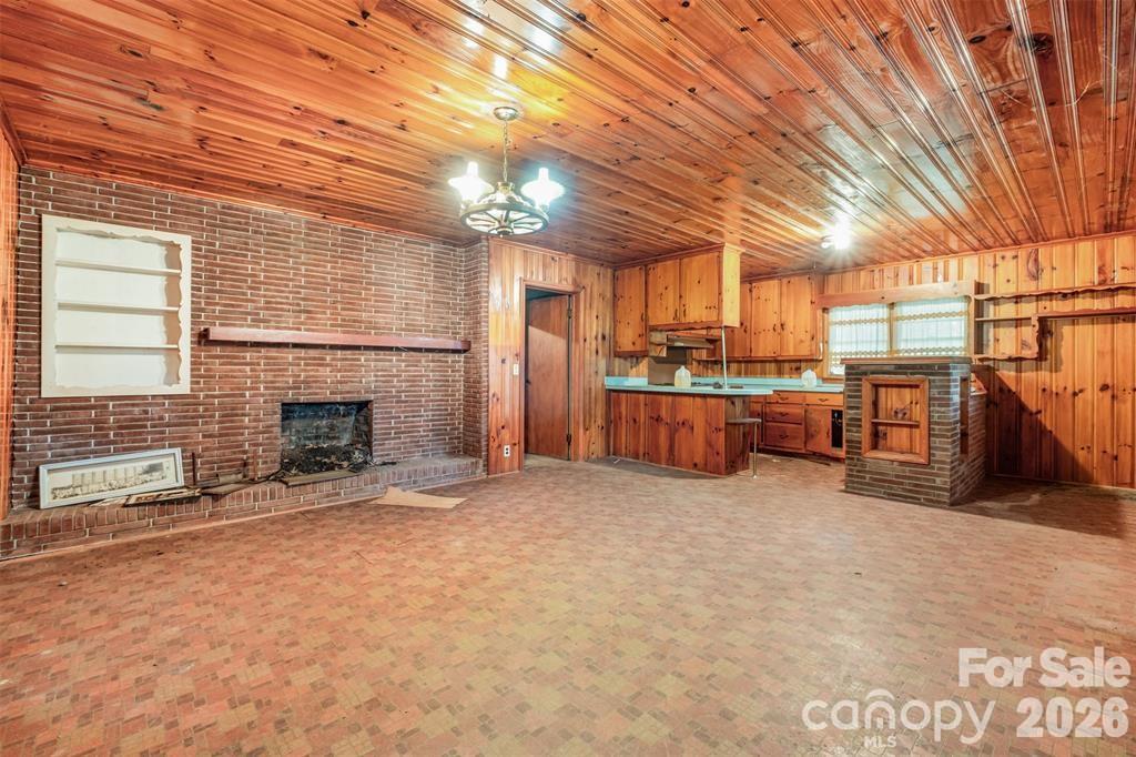 2412 Daves Drive Shelby NC 28150