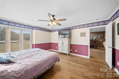 96 Valley Drive Badin NC 28009