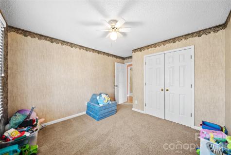 96 Valley Drive Badin NC 28009