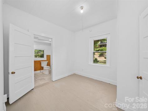 9 Ivy Street Burnsville NC 28714