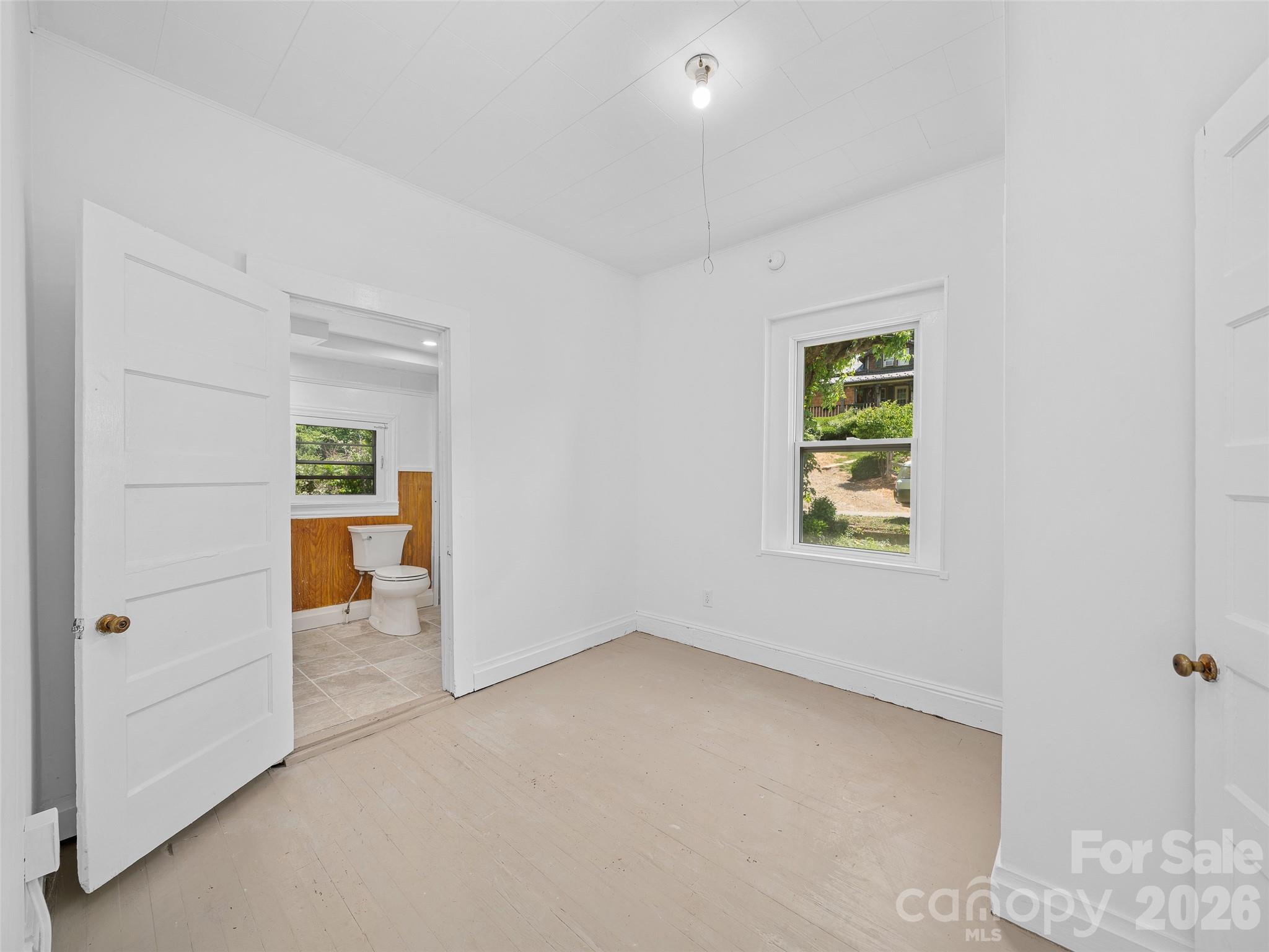 9 Ivy Street Burnsville NC 28714