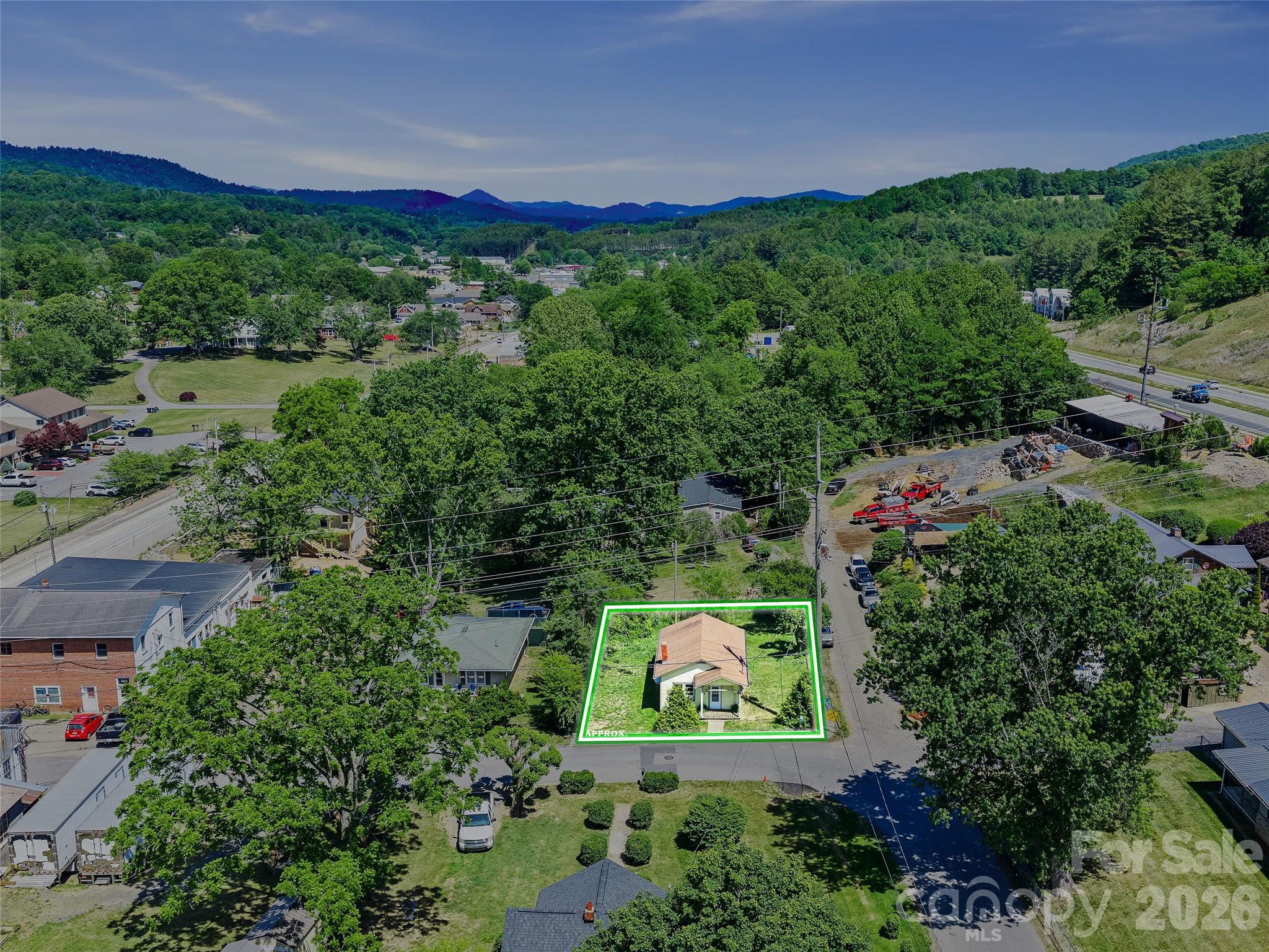9 Ivy Street Burnsville NC 28714