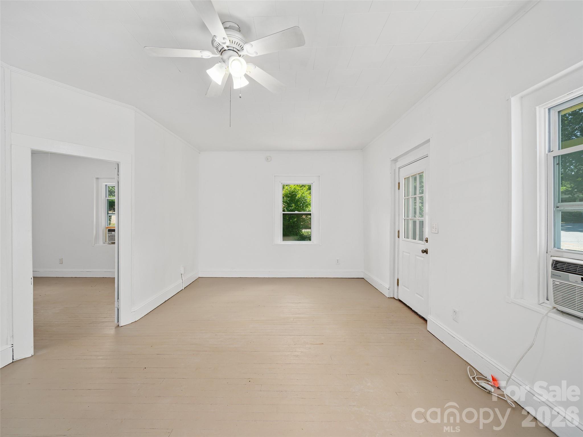 9 Ivy Street Burnsville NC 28714
