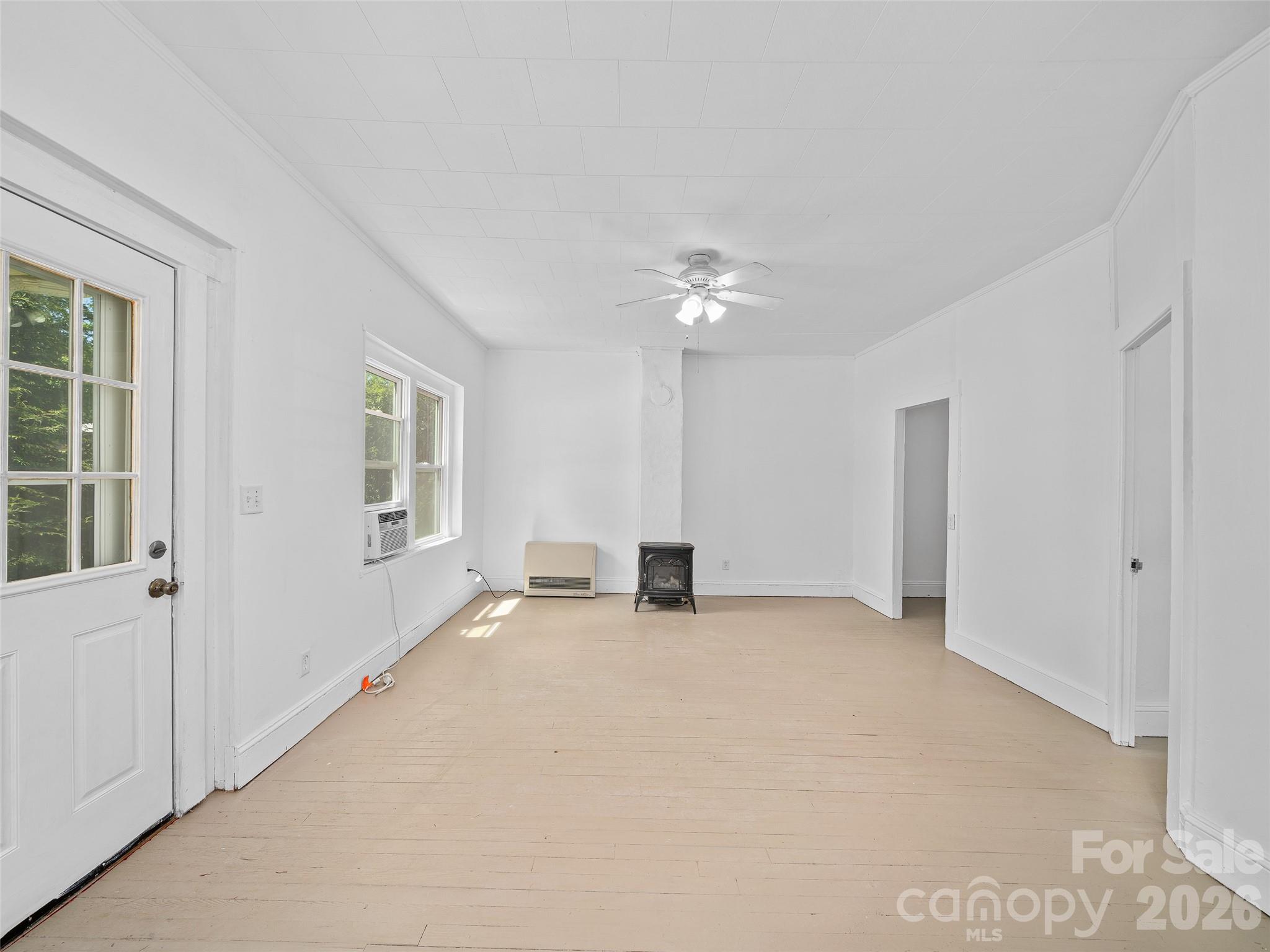 9 Ivy Street Burnsville NC 28714