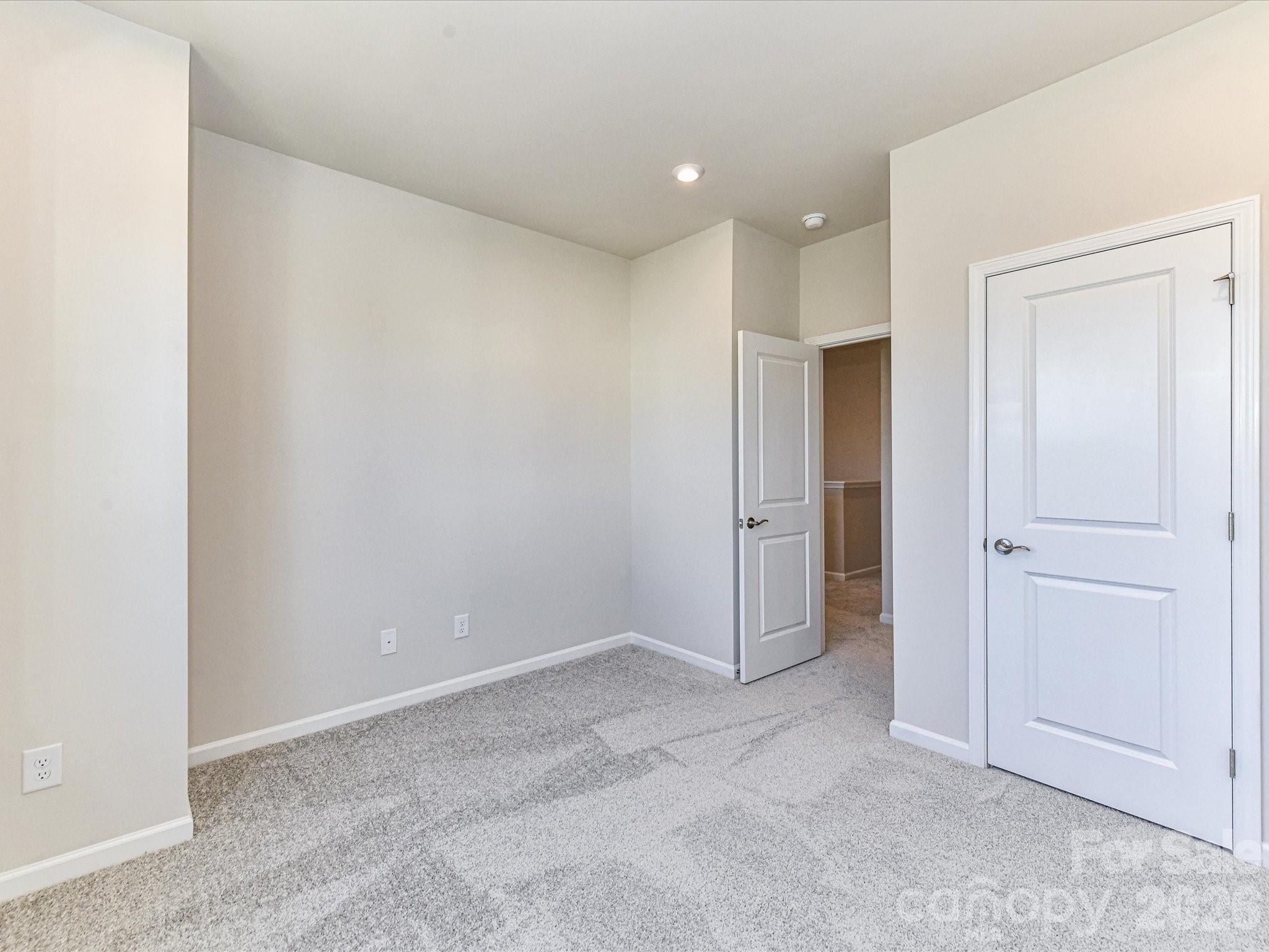 3041 Hutton Gardens Lane Charlotte NC 28269
