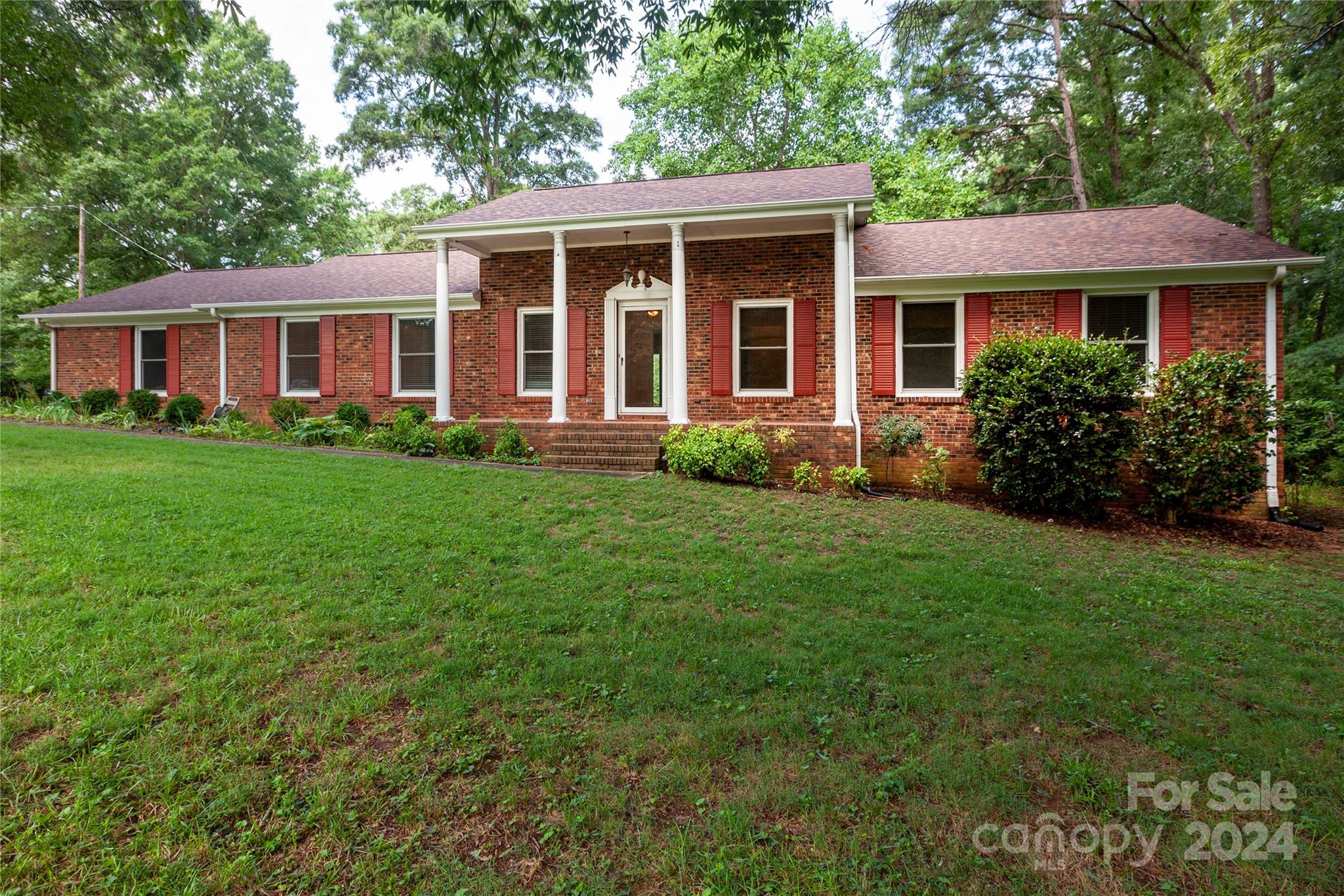 4528 Whispering Oaks Drive Charlotte NC 28213