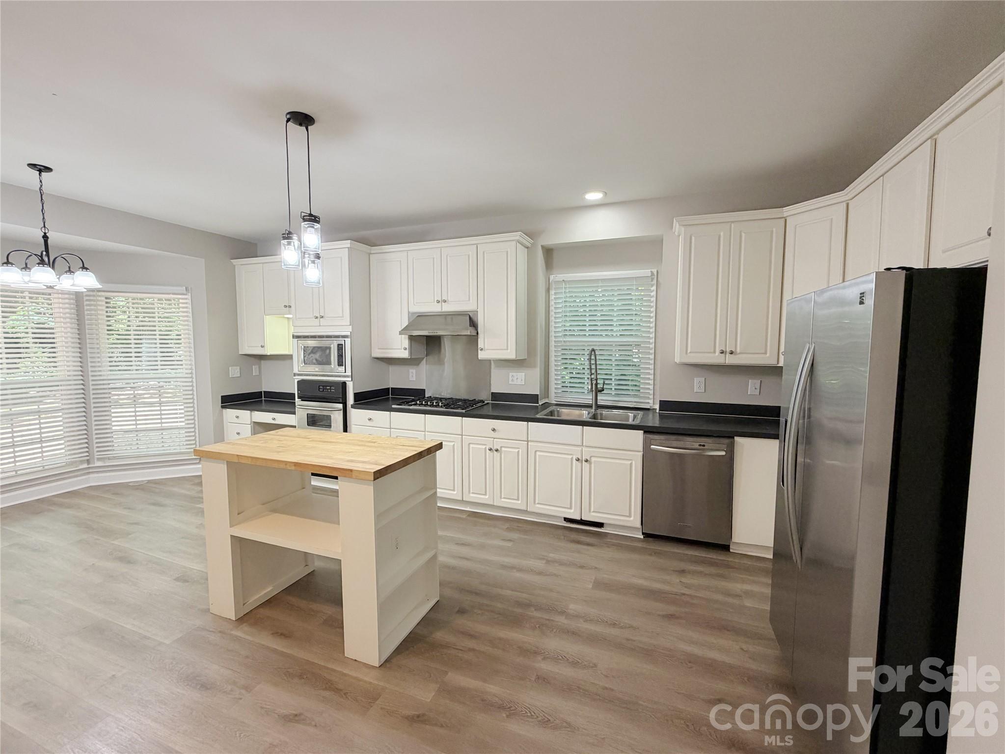 6000 Hunter Lane Matthews NC 28104