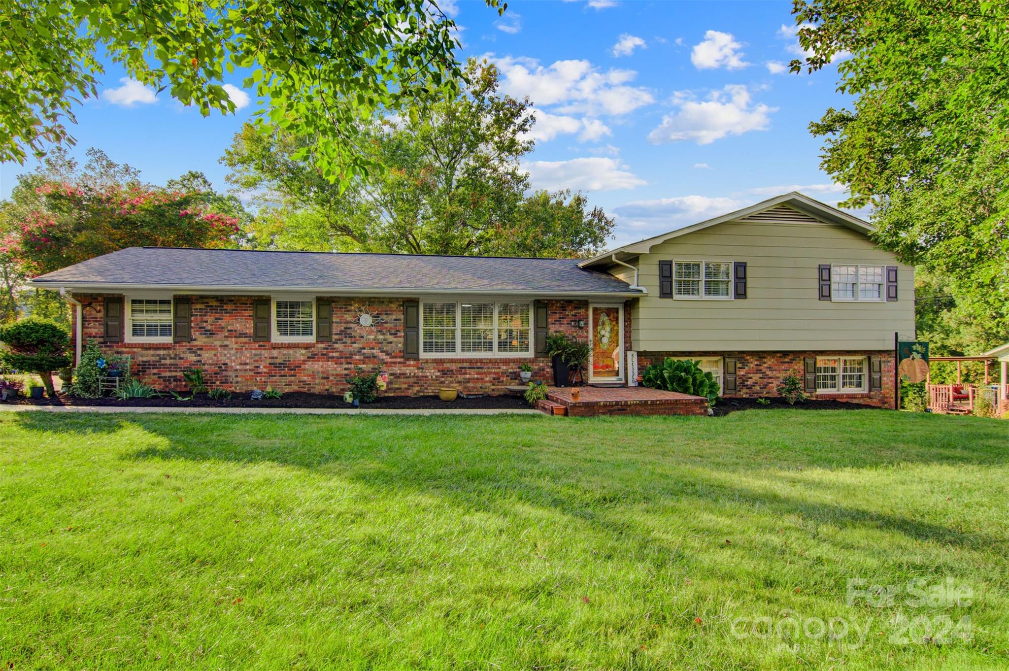 4021 6th Street Drive NW Hickory NC 28601