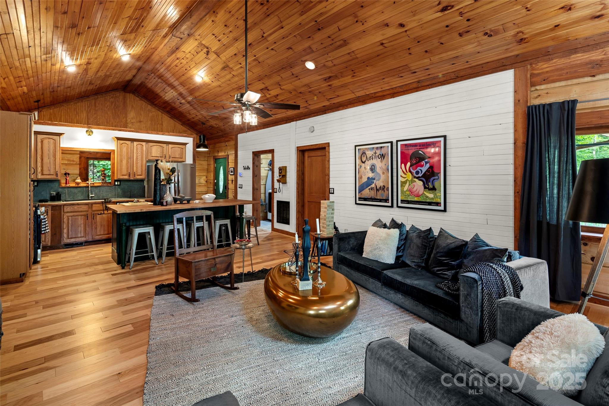 619 Leisure Lane Burnsville NC 28714