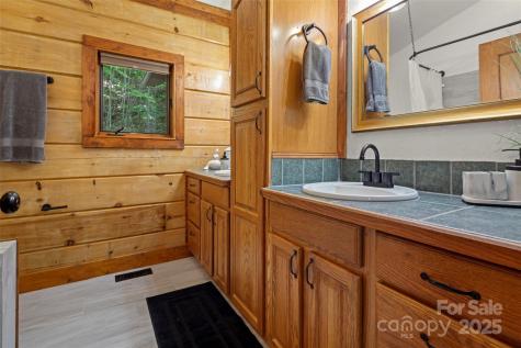 619 Leisure Lane Burnsville NC 28714