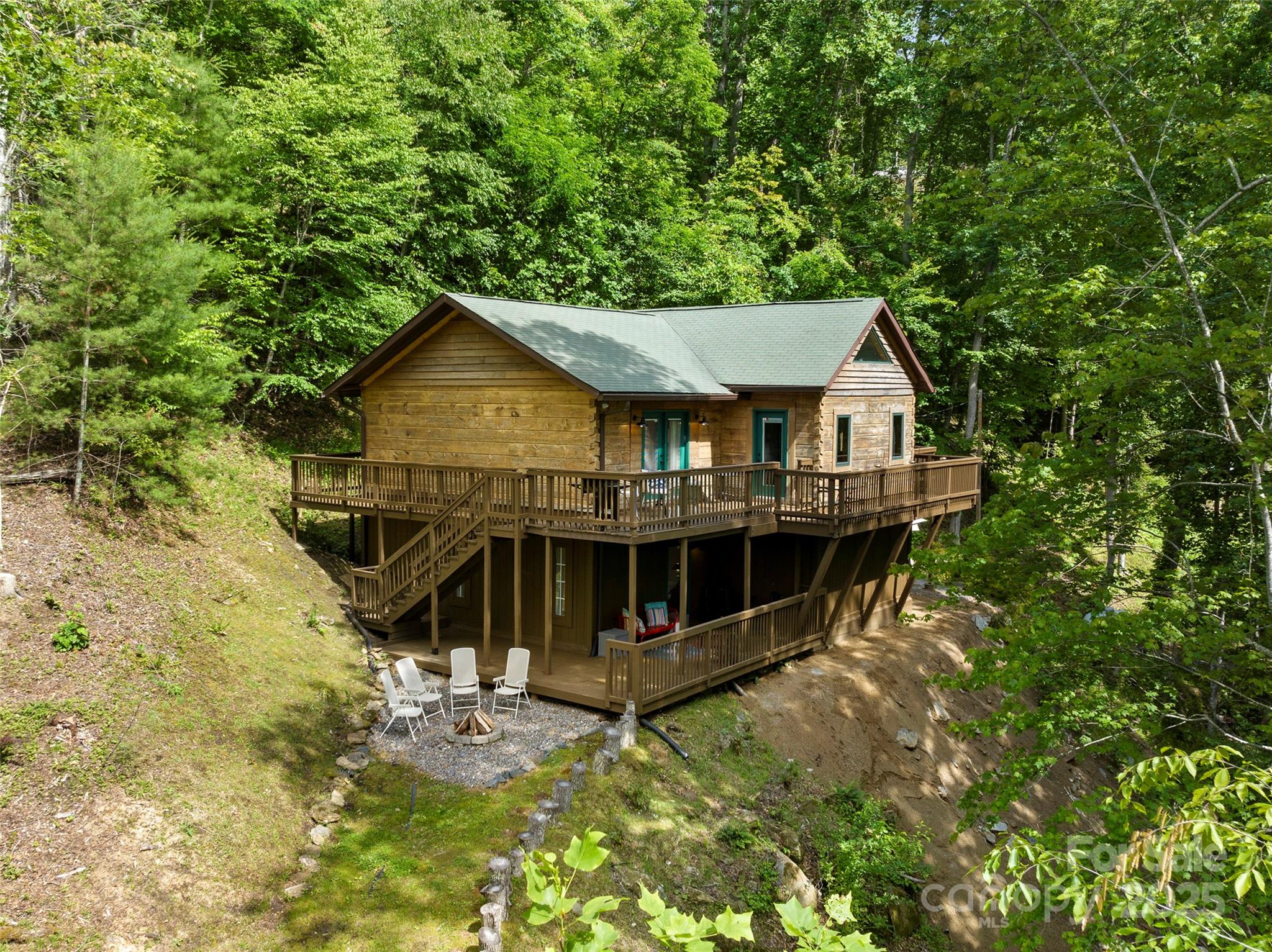 619 Leisure Lane Burnsville NC 28714