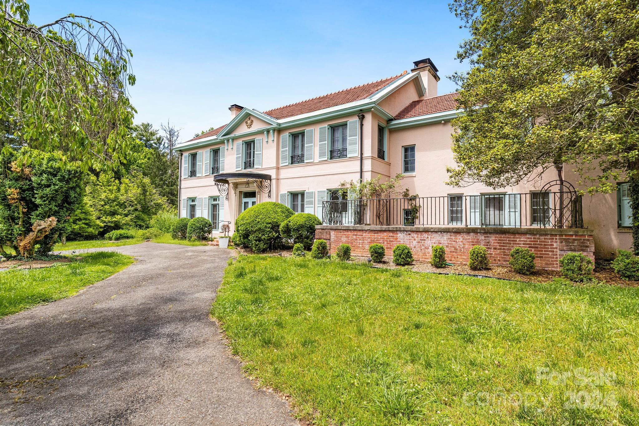 7 Westwood Road Asheville NC 28803