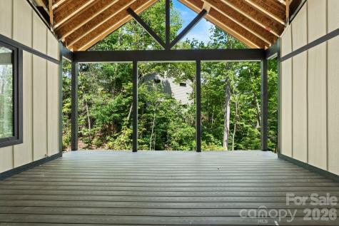 69 Village Pointe Lane Asheville NC 28803
