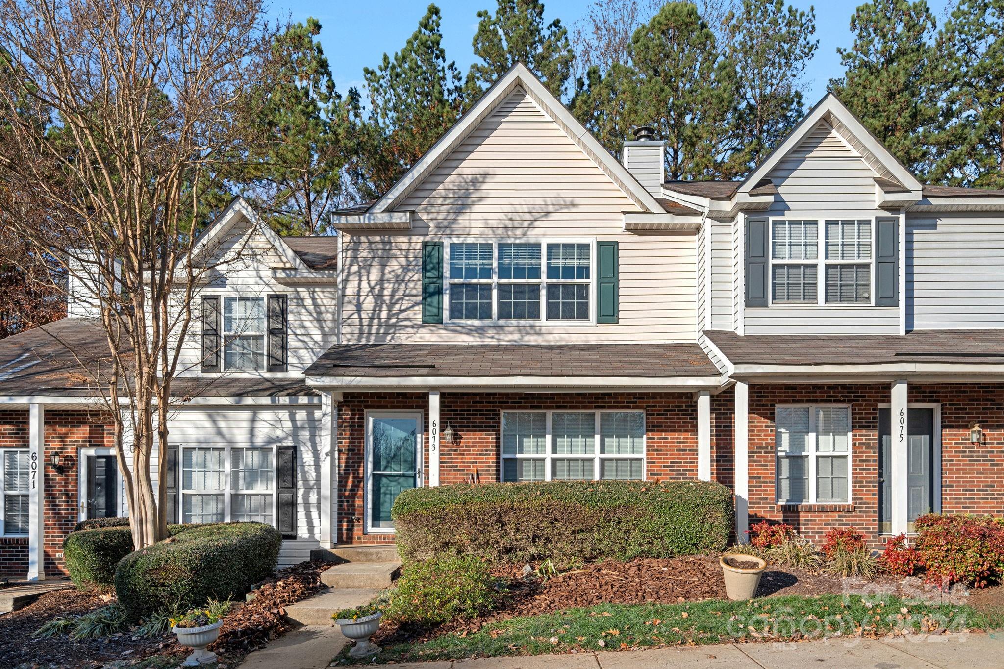 6073 Cougar Lane Charlotte NC 28269
