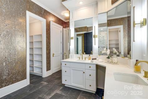 1333 Carlton Avenue Charlotte NC 28203