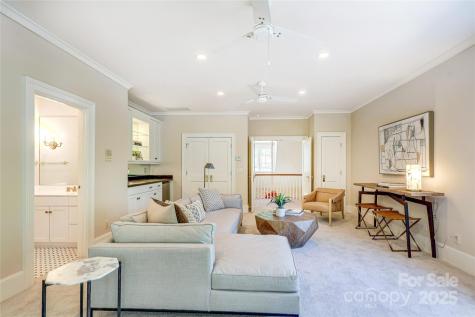 1333 Carlton Avenue Charlotte NC 28203