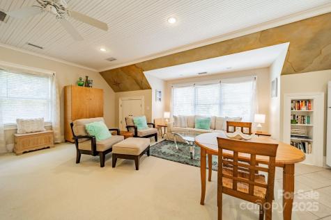 1333 Carlton Avenue Charlotte NC 28203