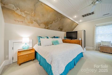 1333 Carlton Avenue Charlotte NC 28203