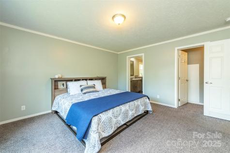 11 Bartlett Avenue Black Mountain NC 28711