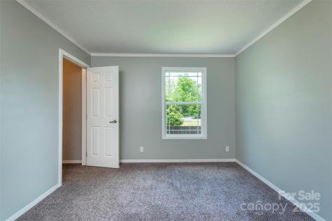 11 Bartlett Avenue Black Mountain NC 28711