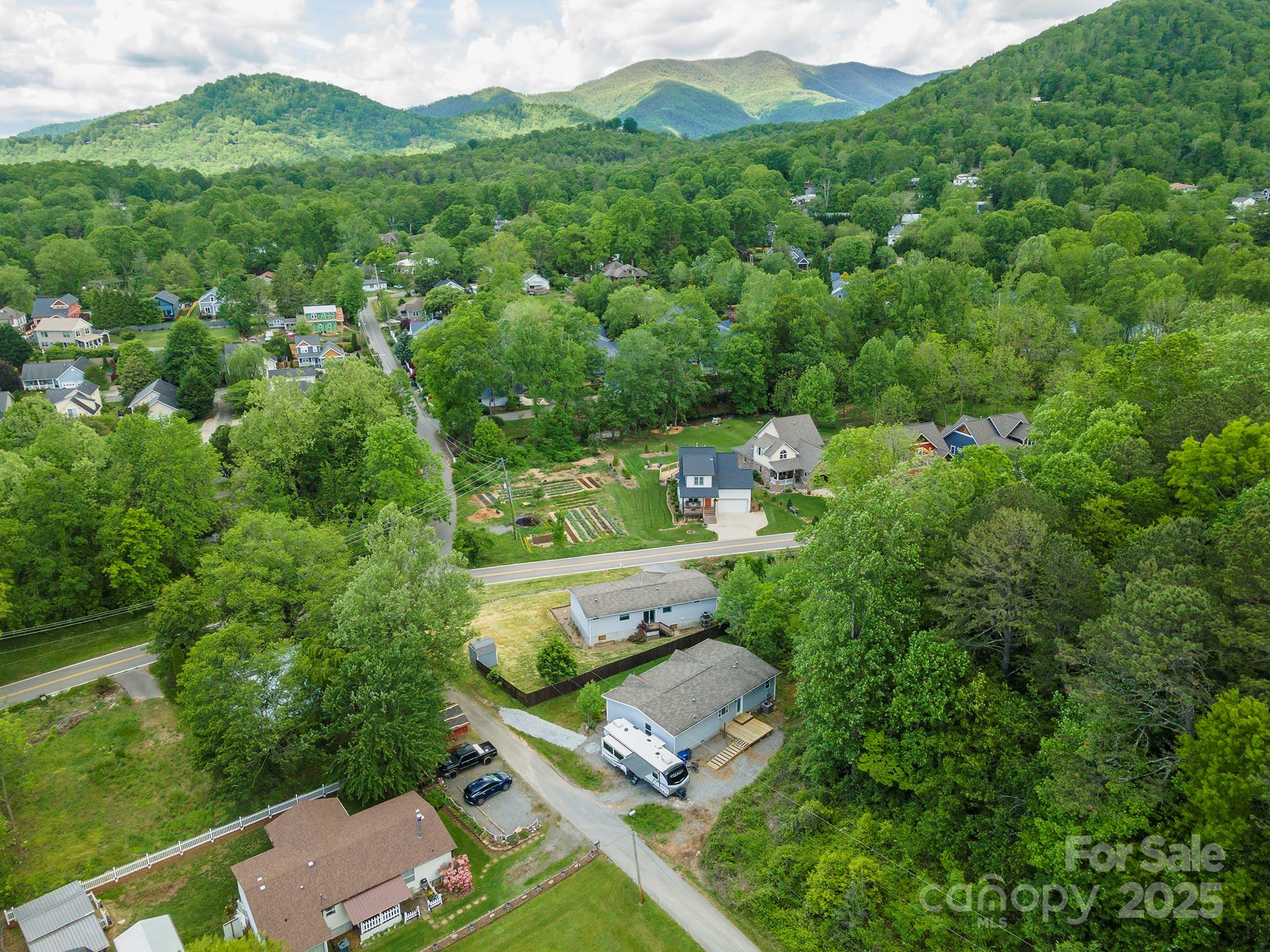 11 Bartlett Avenue Black Mountain NC 28711
