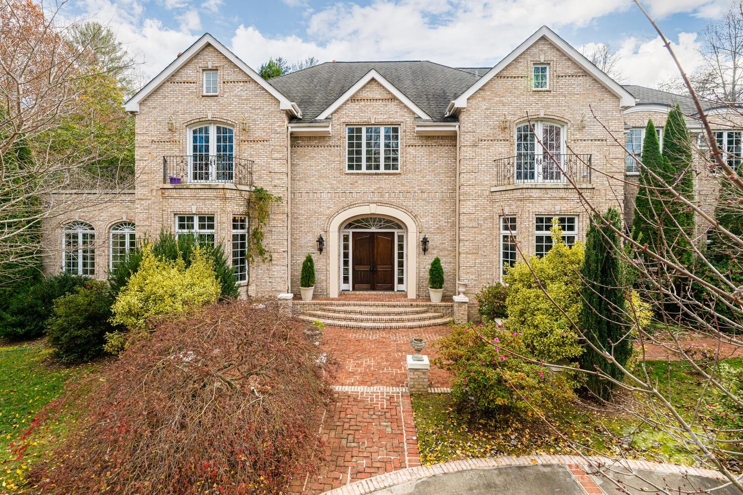 150 Rainbow View Drive Fletcher NC 28732