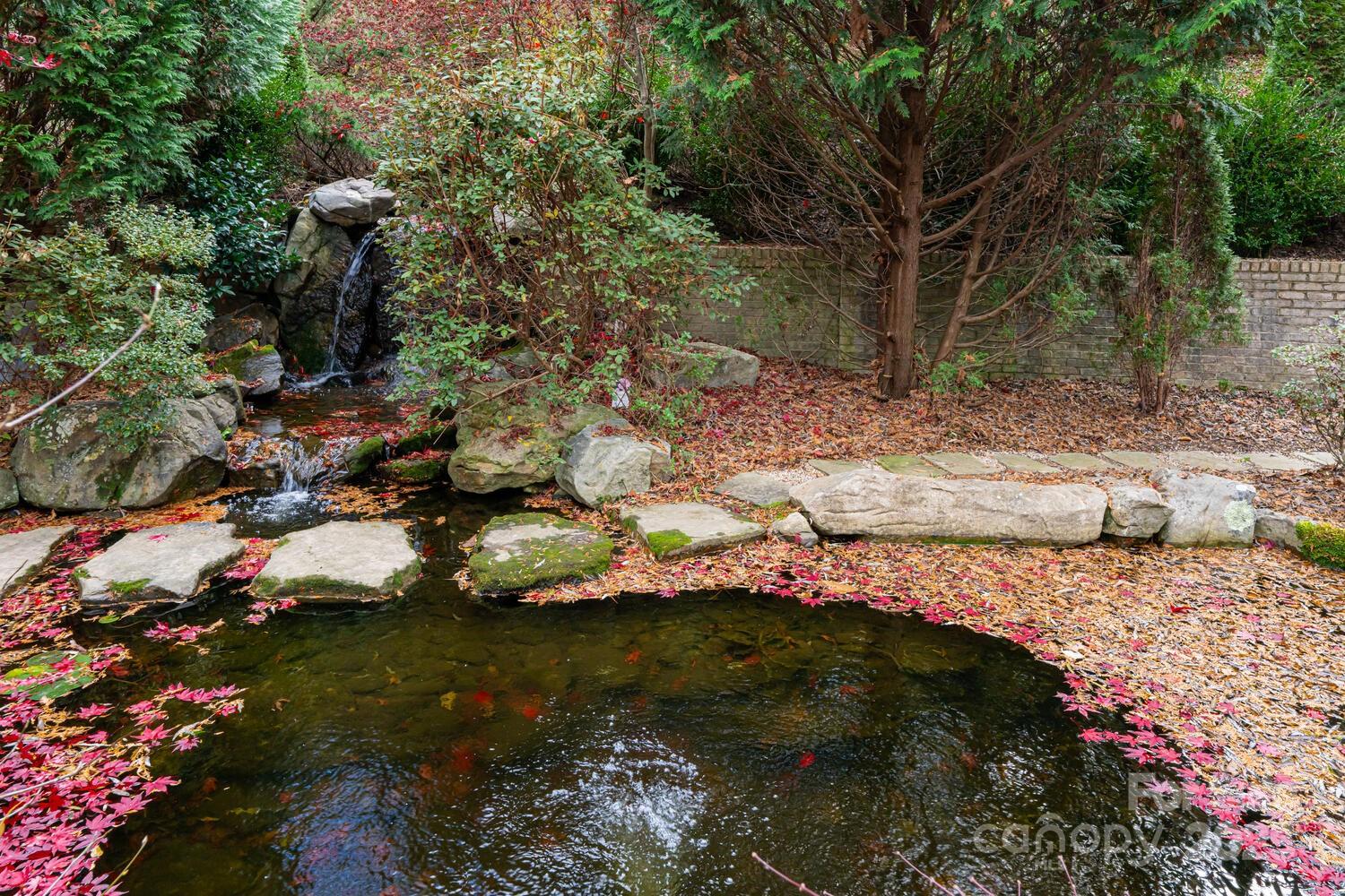 150 Rainbow View Drive Fletcher NC 28732