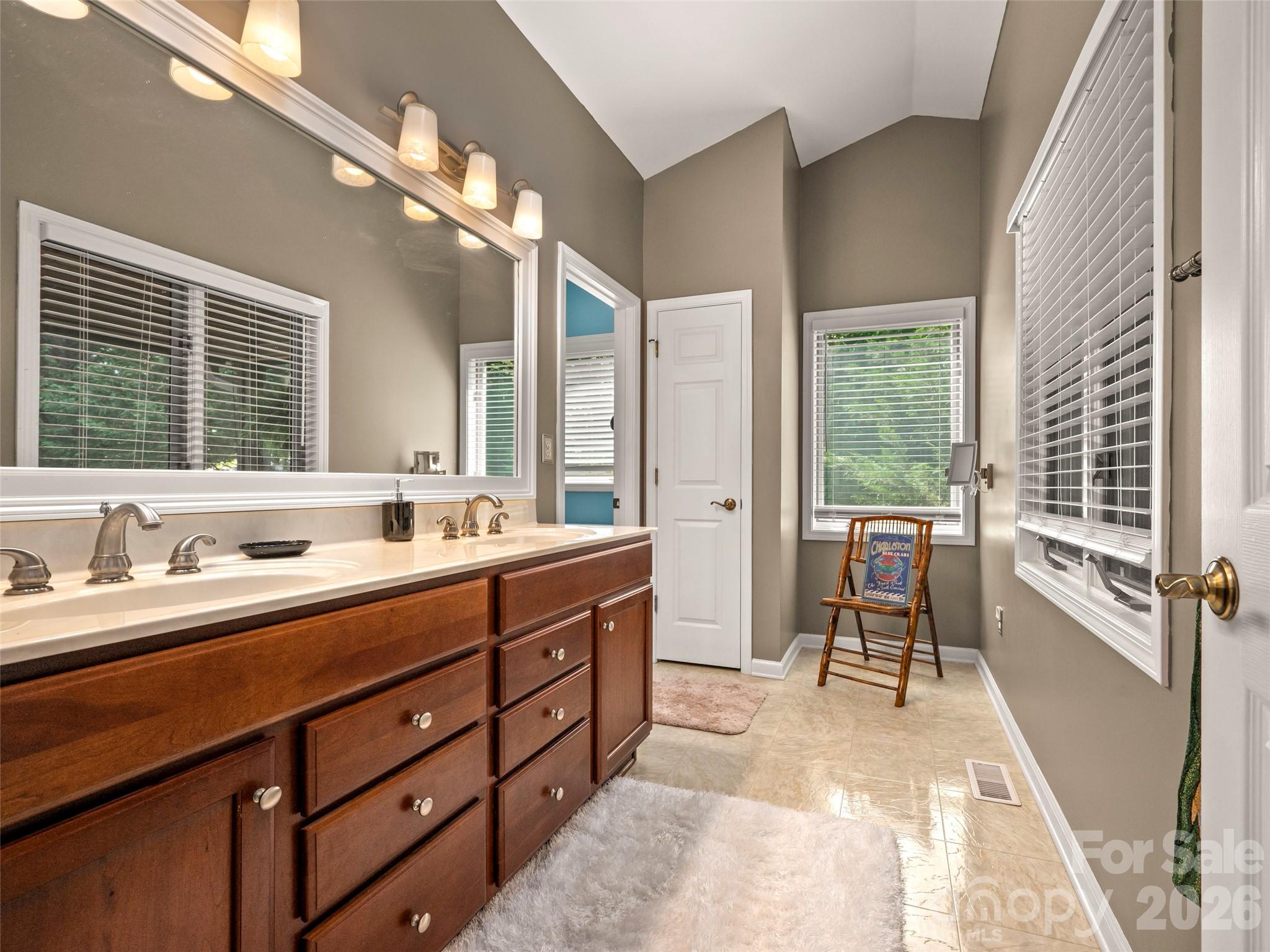 117 Eagles Crest Way Lake Lure NC 28746