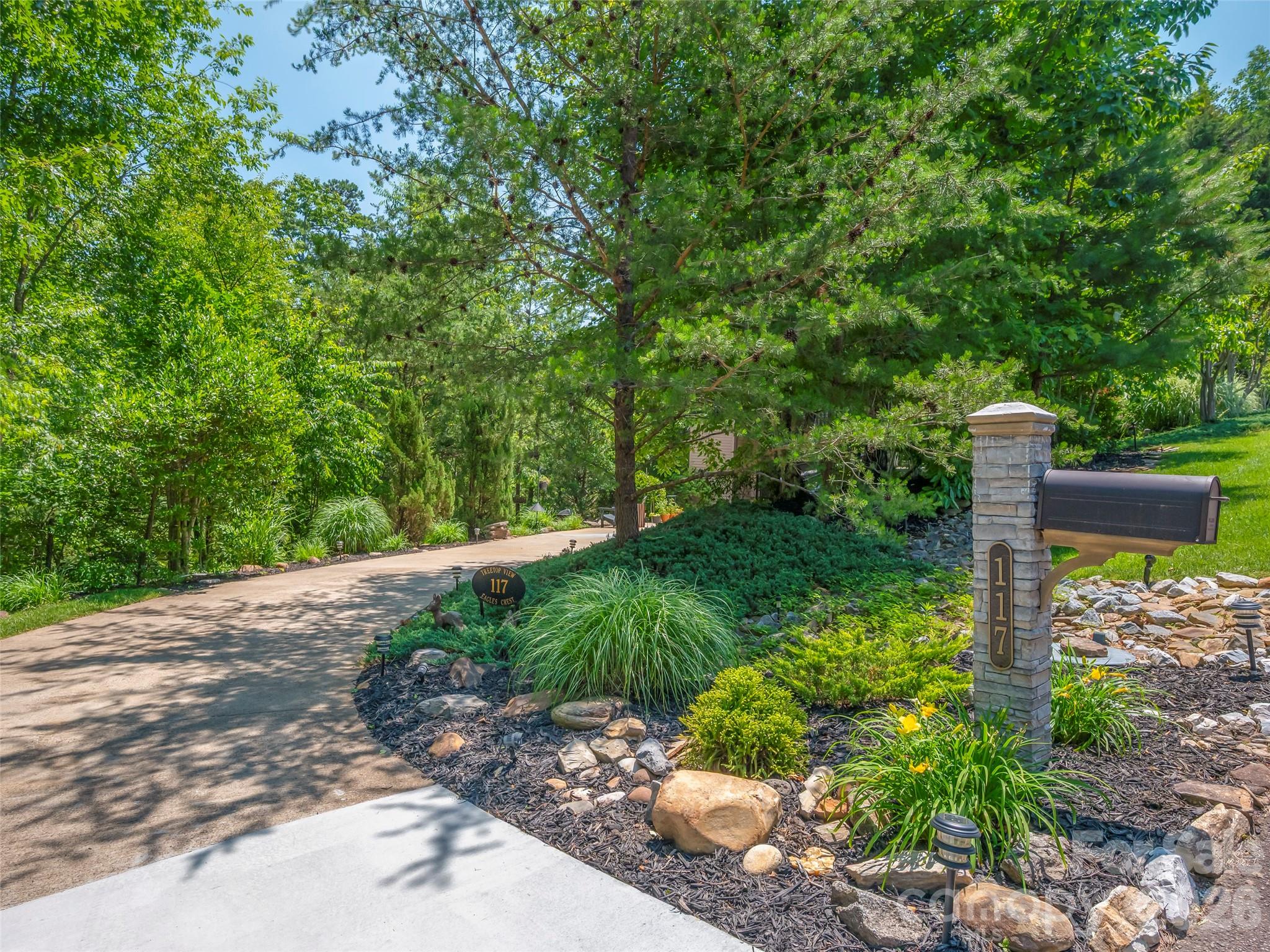 117 Eagles Crest Way Lake Lure NC 28746
