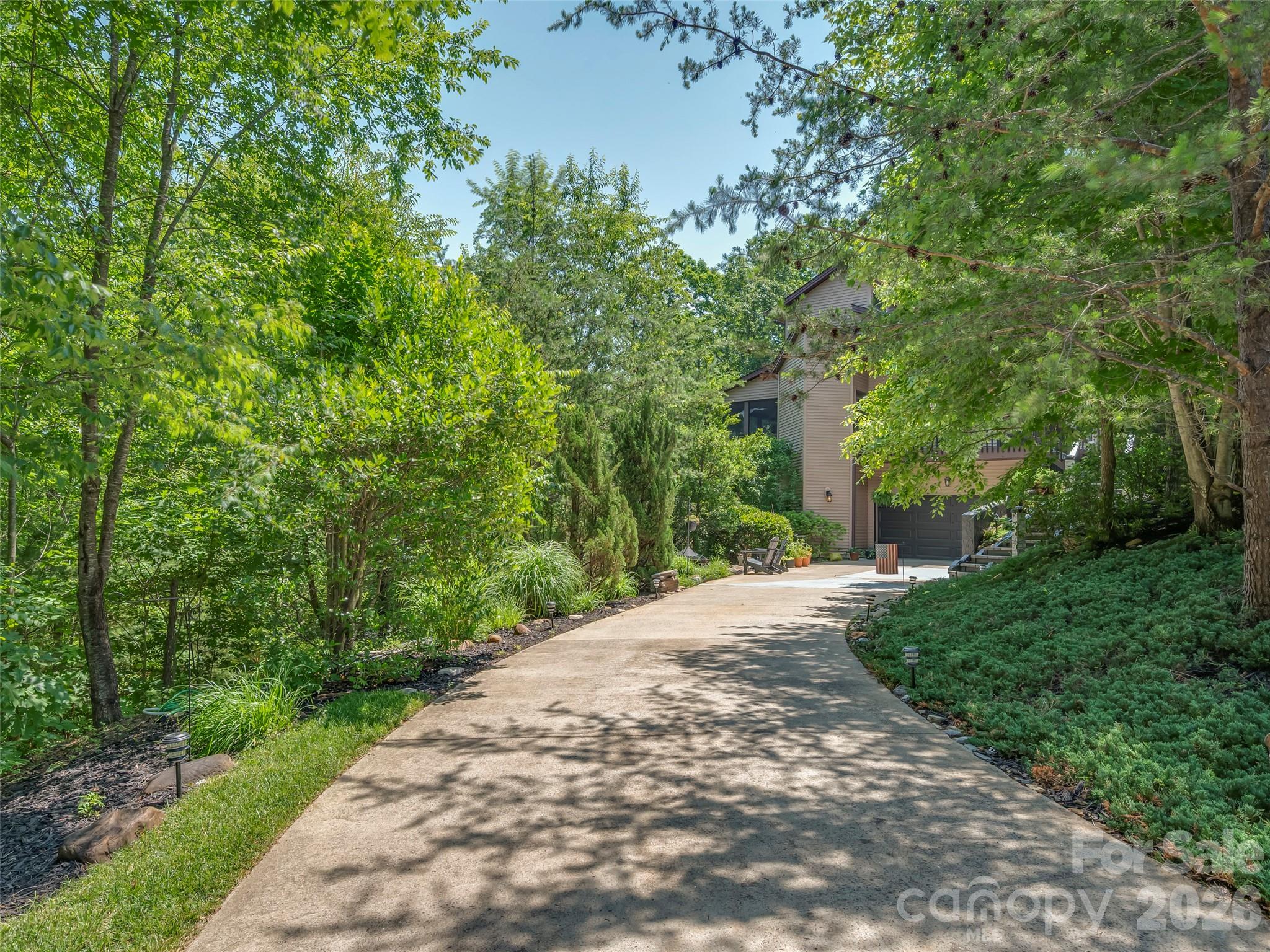 117 Eagles Crest Way Lake Lure NC 28746