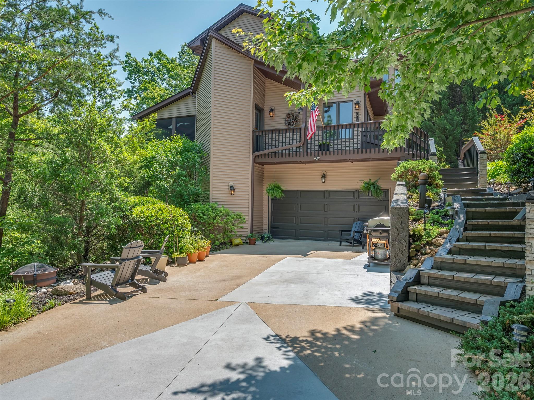 117 Eagles Crest Way Lake Lure NC 28746