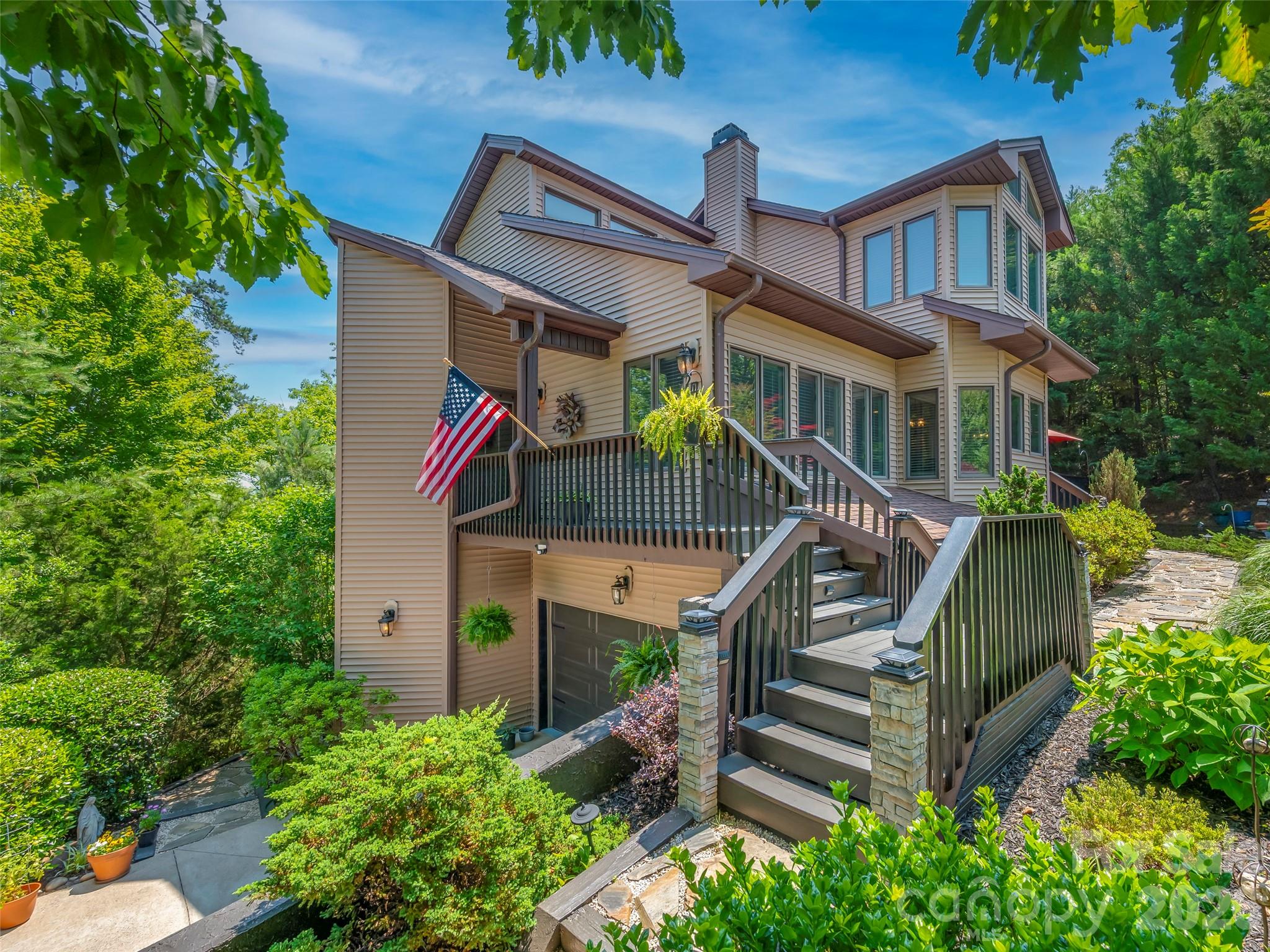 117 Eagles Crest Way Lake Lure NC 28746