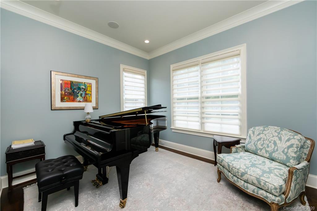 248 Meadowbrook Road Charlotte NC 28211