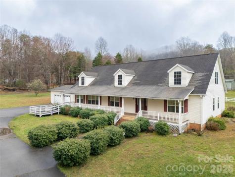 1564 Camp Creek Road Whittier NC 28789