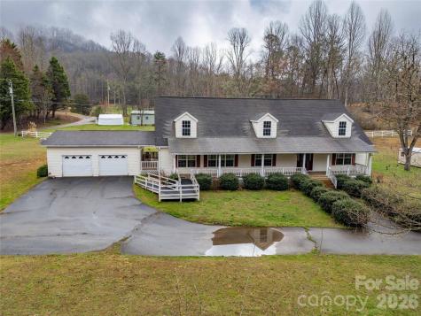 1564 Camp Creek Road Whittier NC 28789