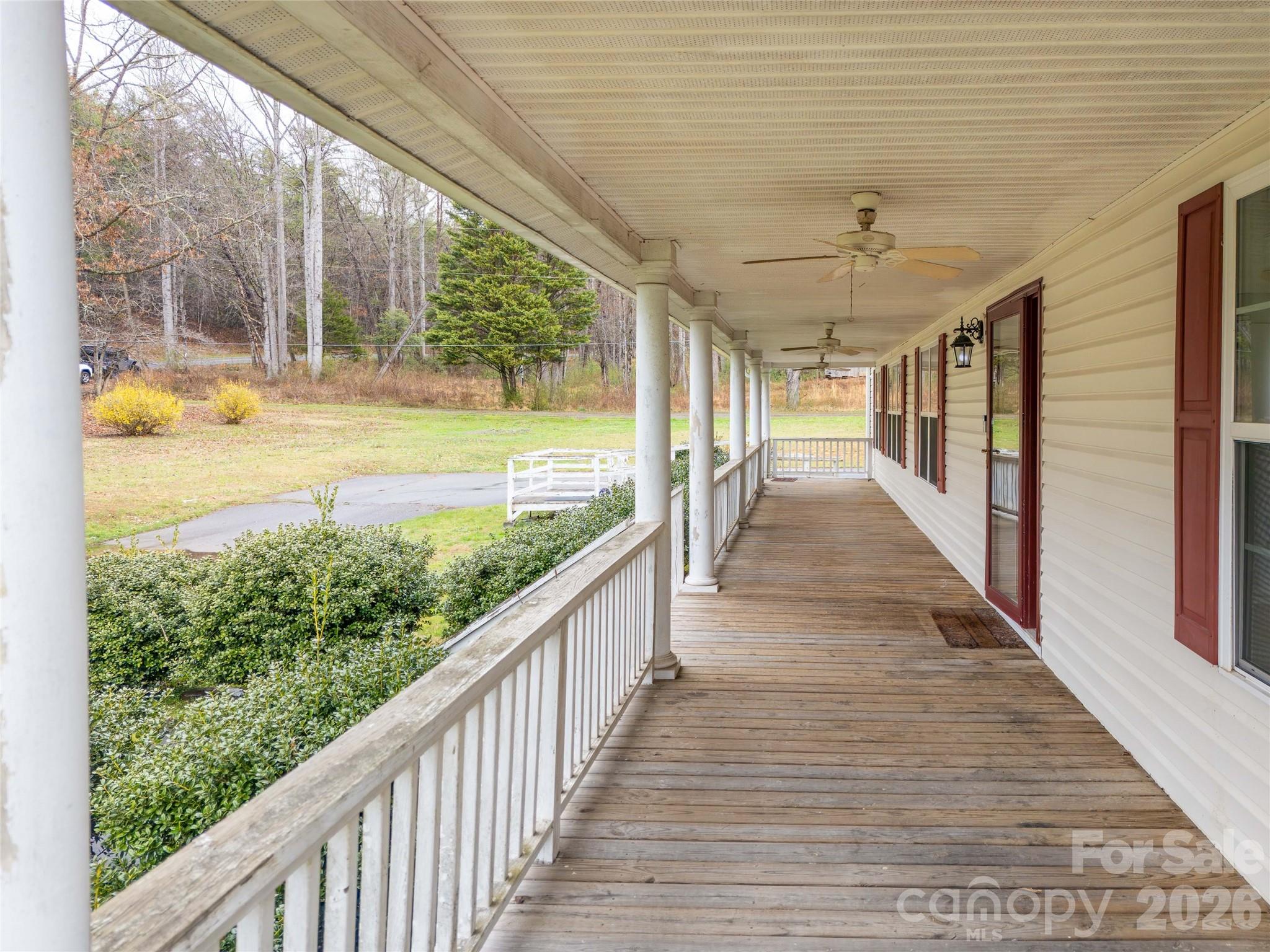1564 Camp Creek Road Whittier NC 28789
