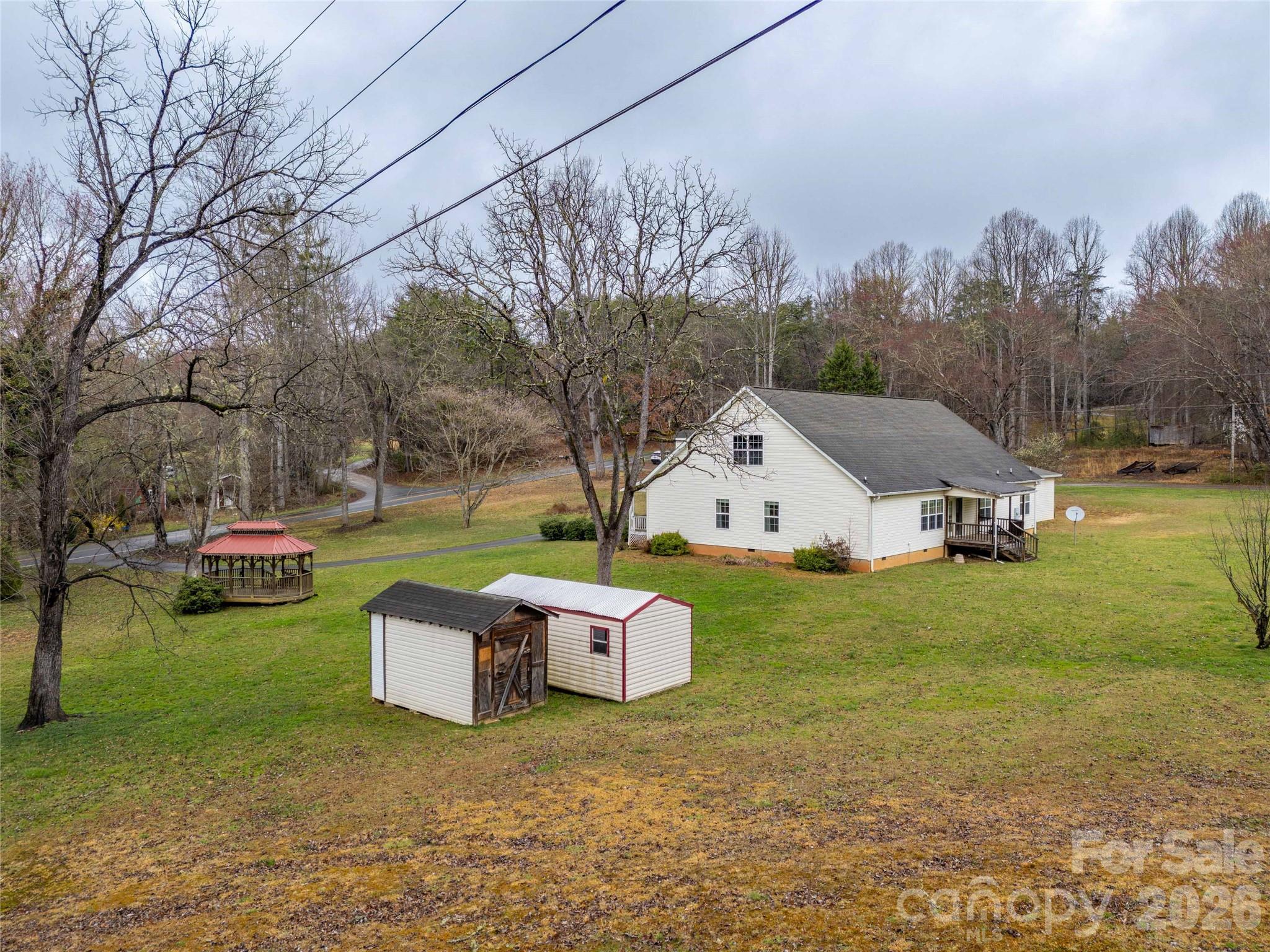 1564 Camp Creek Road Whittier NC 28789